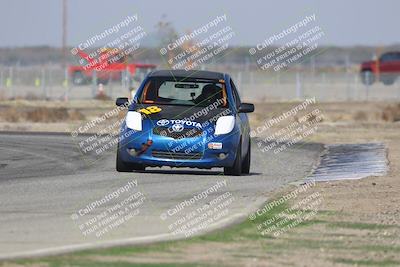 media/Oct-25-2025-CalClub SCCA (Sat) [[34c778dfbe]]/Group 2/Qualifying/